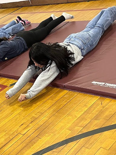 South Country students worked on building strength and flexibility.