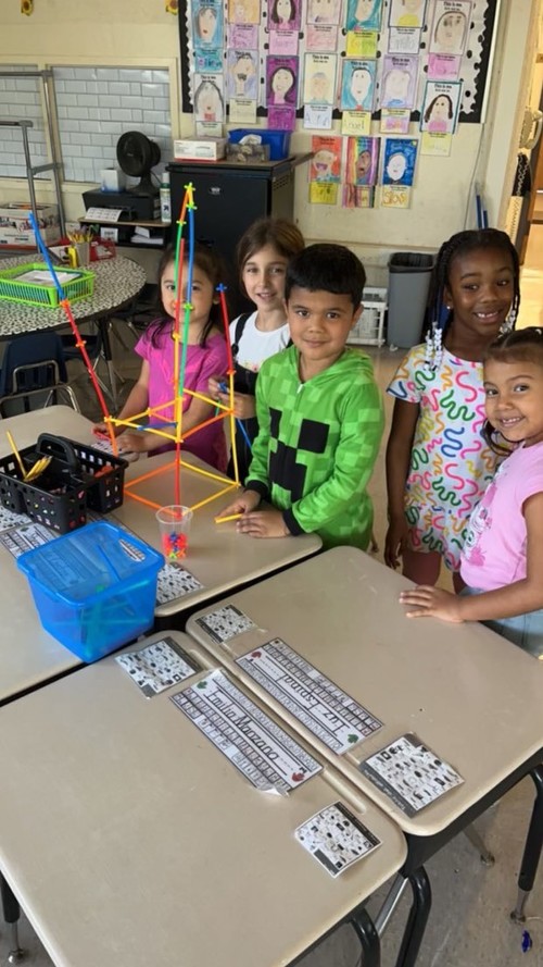 Fifth Avenue students built towers in STEAM class.