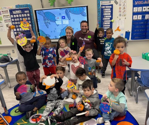 Pre-Kindergarten Center students did crafts with mystery readers.