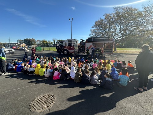 Fifth Avenue Students Learn Fire Safety