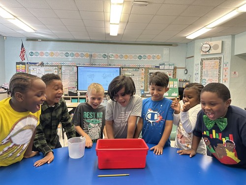 Fifth Avenue students completed a science experiment.