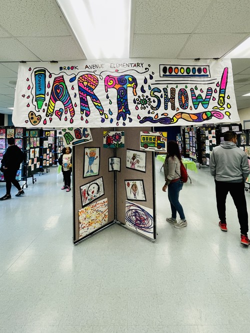 Brook Avenue hosted an art show.