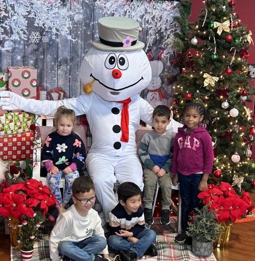 The Pre-Kindergarten Center hosted Breakfast with Frosty.