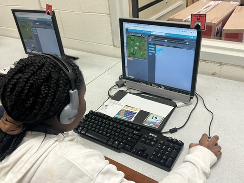 Gardiner Manor students participated in Hour of Code.