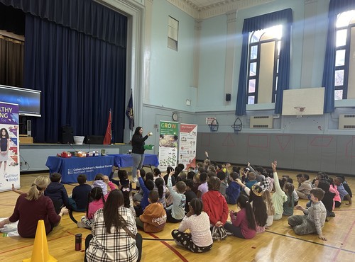 Fifth Avenue students learned about making healthy choices.