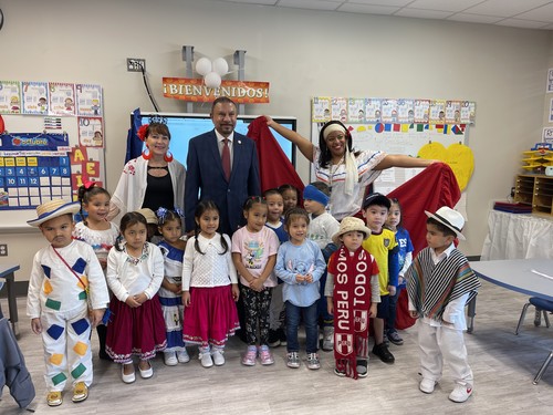 Assemblyman Ramos visited the Pre-Kindergarten Center.